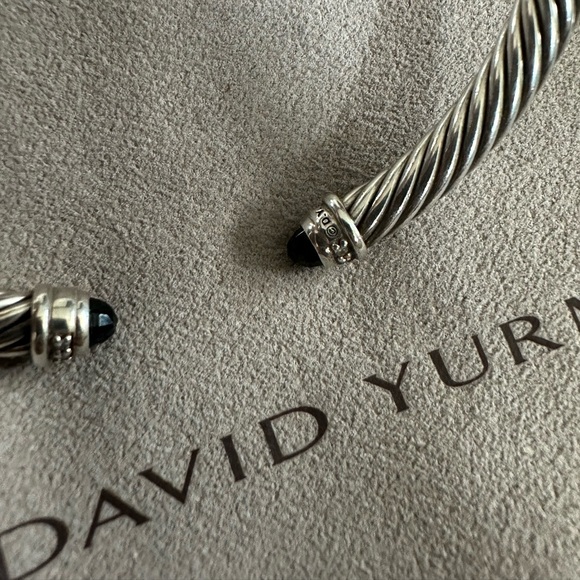 David Yurman 5mm Classic Cable Bracelet w/Black Onyx & Diamonds - Picture 6 of 15